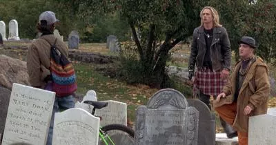 The cemetery from Hocus Pocus (1993) The cemetery from Hocus Pocus (1993)