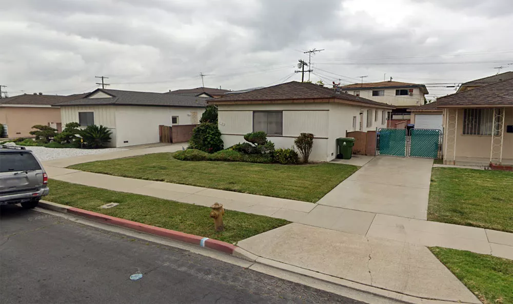 3831 South Norton Avenue 3831 South Norton Avenue