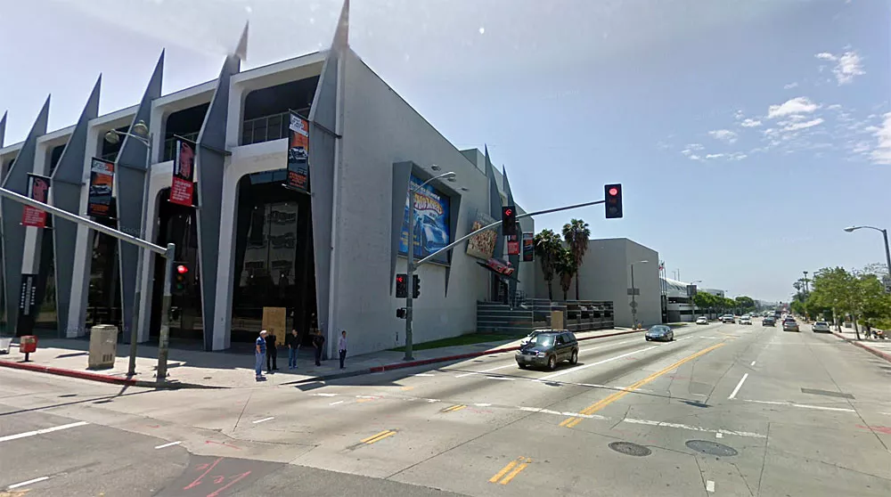 The Petersen Automotive Museum in May 2009 The Petersen Automotive Museum in May 2009